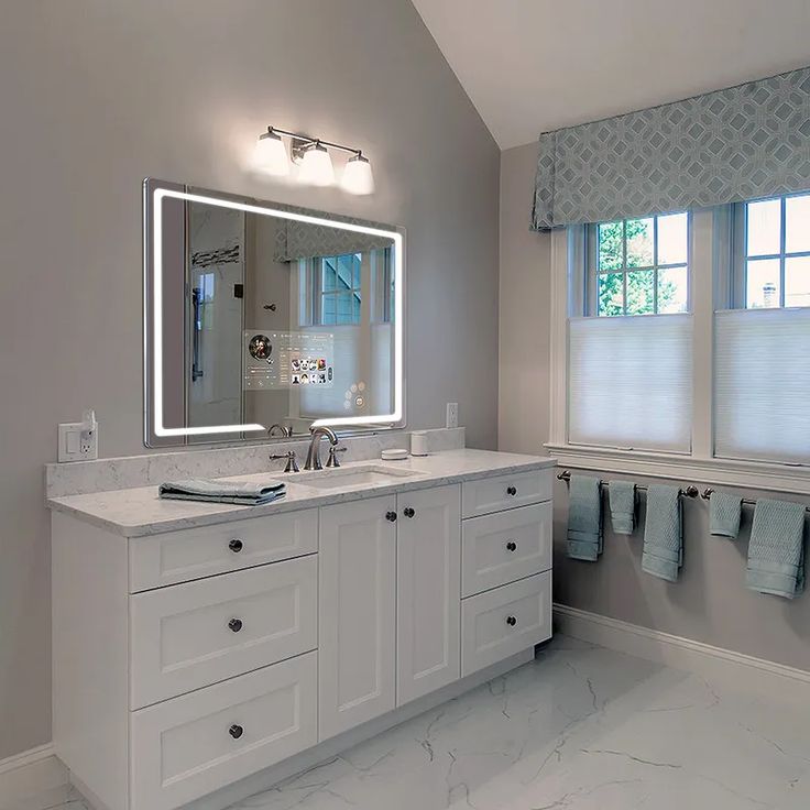 Android Smart Mirror Vanity – Interactive Touchscreen Vanity for Modern Homes